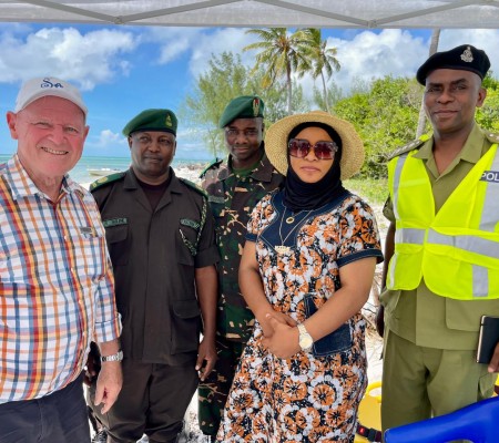 Mafia Island of Tanzania was the venue for the most informal setting for an Official Meeting by Mrs Aziza Mangosongo, the DC of the island and Alain St.Ange of Seychelles