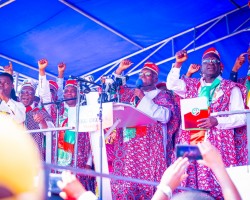 ATIKU REVEALS PLANS TO DEVELOP BARO PORT, PROMOTE MARITIME ACTIVITIES AND TACKLE INSECURITY AS THE PDP TAKES ITS PRESIDENTIAL CAMPAIGN TO NIGER STATE