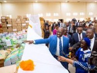 Edo State Government Distributes 3.3m Books to Public Schools in Edo in five(5) years.